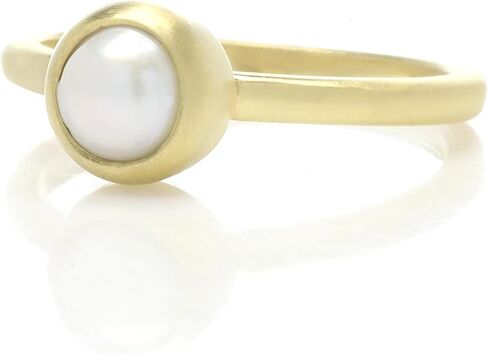 Freshwater Pearl Bezel Set Ring - Gold Filled Stackable - June Birthstone Delicate Jewelry - Round 6mm Pearl in Gold Bezel - Elegant Stacking Ring in Kuwait