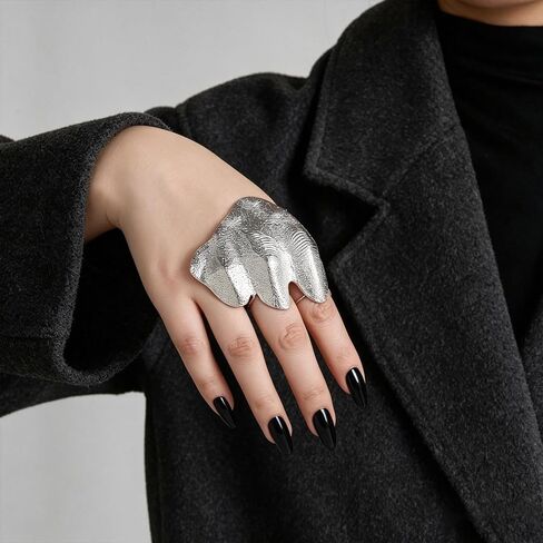 Irregular Pleated Knuckle Ring Punk Hiphop Texture Pleated Finger Rings Minimalist Hand-Hammered Wide pleated Right Hand Ring in Kuwait