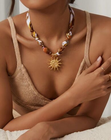 Boho Scarf Necklace With Multi Conch Shell Heart Horseshoe Fish Charms Large Sun Pendant Necklace Adjustable Bandana Necklaces for Women Summer Beach Jewelry For Vacation in Kuwait