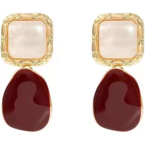 Drop Earrings for Women, resin earrings Geometric Minimalist Design, Gold Tone Alloy, Lightweight Pendant Earrings Fashion Earaccessory Gifts in Saudi Arabia