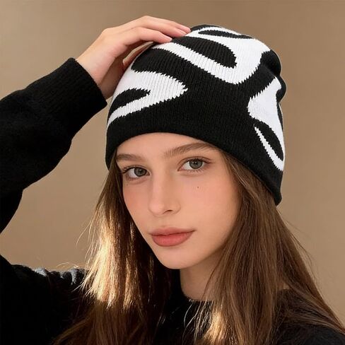 قبعة الهيب هوب التجريدية المتماسكة، قبعة جمجمة مترهلة من Streetwear Retro، قبعة شتوية دافئة للجنسين للرجال والنساء باللون الأسود in Kuwait