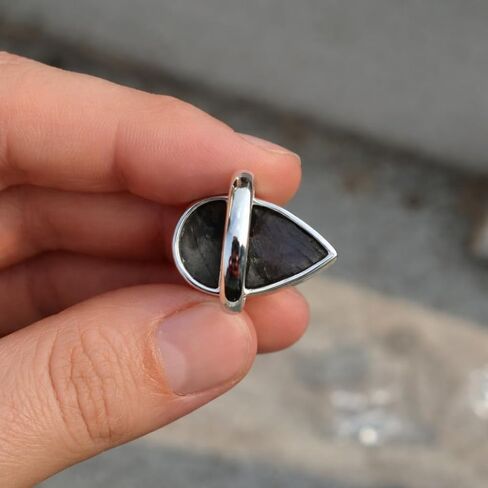 Purple Labradorite 925 Sterling Silver Handmade Statement Boho Ring Purple Stone Ring Gift Jewelry For Women in Kuwait