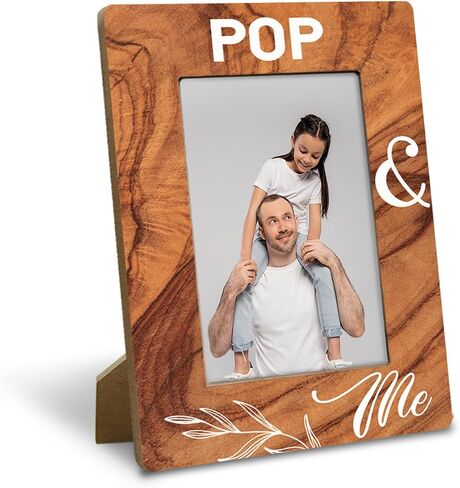 هدايا الجد، هدية إطار صور POP & Me لجد POP، تحمل صورة مقاس 4 × 6 بوصة، هدايا إطار صور خشبي لعيد الأب وعيد الميلاد المجيد، عرض على سطح الطاولة، المكتب in Kuwait
