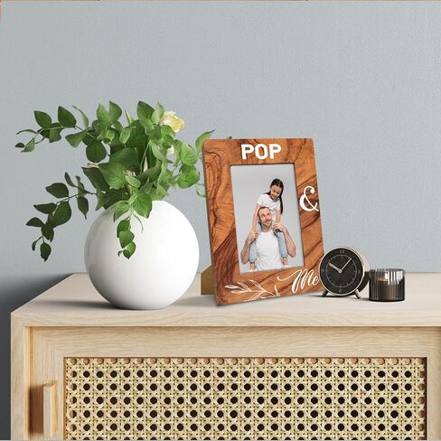 هدايا الجد، هدية إطار صور POP & Me لجد POP، تحمل صورة مقاس 4 × 6 بوصة، هدايا إطار صور خشبي لعيد الأب وعيد الميلاد المجيد، عرض على سطح الطاولة، المكتب in Kuwait