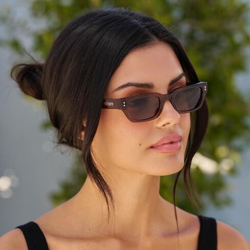 WearMe Pro WMP Eyewear – Women’s Polarized Oversized Rectangular Sunglasses: Wide Frame, Thick Temples, High-Fashion Style in Kuwait