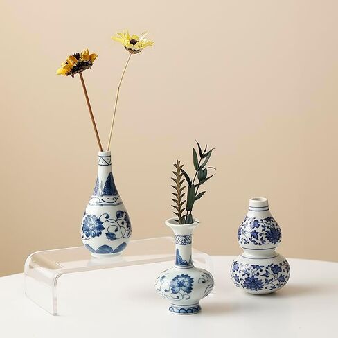 7 Pcs Blue and White Porcelain Bud Vases Set, Vintage Chinoiserie Ceramic Small Flower Vase for Home Decor, Bookshelf, Mantel, Modern Farmhouse Wedding Table Centerpieces in Saudi Arabia