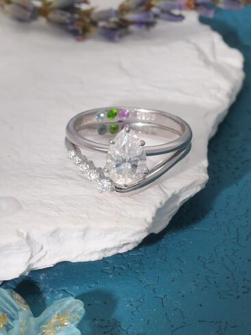 Full Moissanite 1.5CT Pear Cut 2pcs Ring Sets S925 Sterling Silver Contoured Band Single Side 5 Stones Stackable Bridal Women in Saudi Arabia