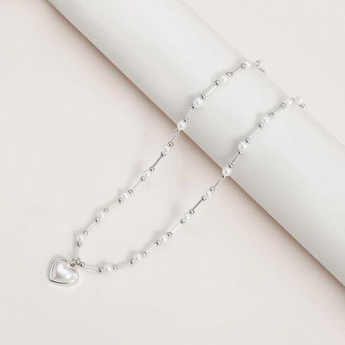 Dainty Gold Pearls Heart Collarbone Necklaces for Women,Vintage Pearl Beaded Link Chain Necklace,Trendy Valentine's Day Jewelry Accessories Gifts in Kuwait
