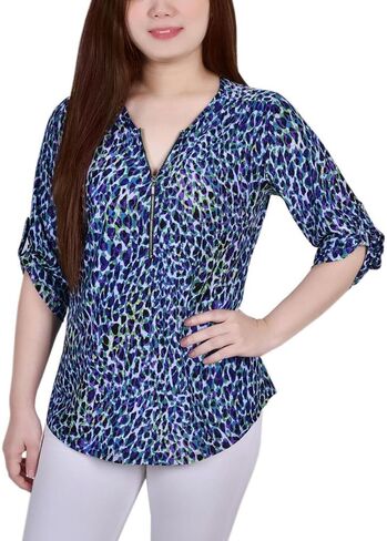 Petite 3/4 Roll Tab Zip Front Jacquard Knit Top in Saudi Arabia