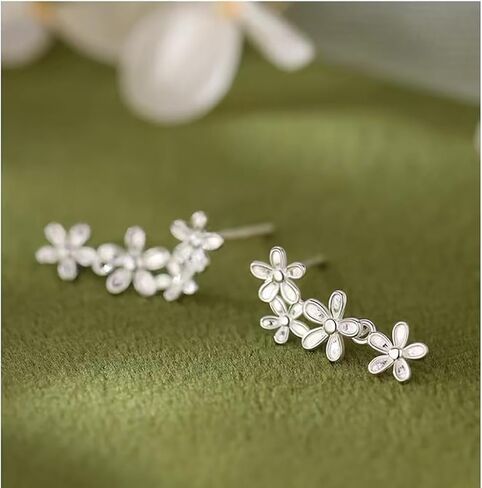 Solid 925 Sterling Silver Daisy Flower Stud Earrings Spring for Women Teens Flower Post Stud Earrings Drops Summer Hypoallergenic in Saudi Arabia