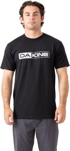 تي شيرت رجالي من القطن عالي الأداء من Dakine - مقاس عادي، منكمش مسبقًا، شعار ناعم الملمس in Kuwait
