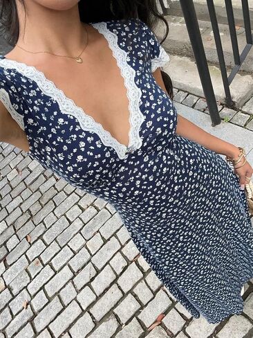 Women's Floral Print Lace Trim Maxi Dress V Neck Short Sleeve Bodycon Long Dress for Date Vacation Office in Kuwait