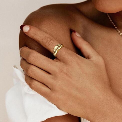 Gold Hand Holding Heart Ring for Women: Valentine’s Day Hands and Heart Zirconia Ring Promise Ring for Girlfriend Wife Christmas Gift in Saudi Arabia