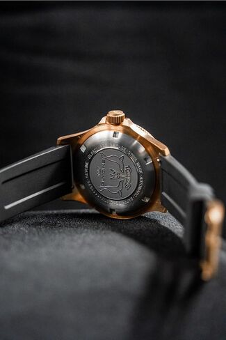 Glycine Men's Combat Sub Bronze 42mm Automatic Watch GL0322 in Saudi Arabia