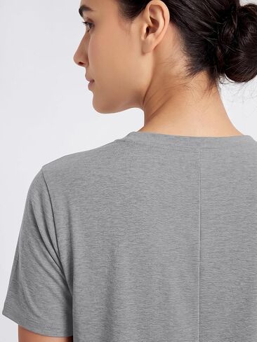 ASLABCREW Women's Everyday Comfort Cropped Tee, Ultra Soft Performance Short Sleeve Relaxed Crop Top, Crew Neck T-Shirts in Kuwait