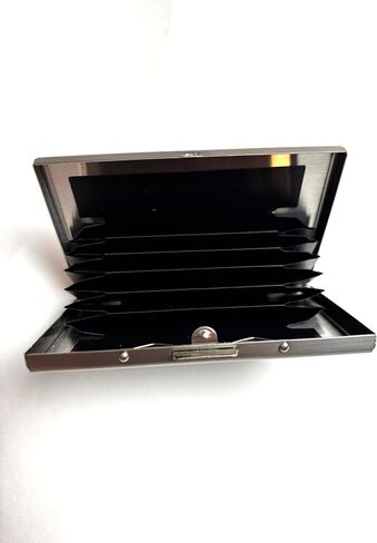 Metal Gambling Wallet Card Holder – Slim RFID Wallet for Men – Stainless Steel Casino Card Case for Player’s Cards, IDs & Credit Cards – Stylish Vegas Gift and Birthday Gifts for Gamblers in Saudi Arabia