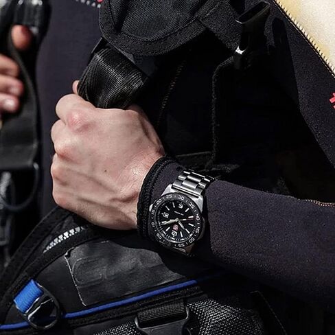 Luminox Men's Navy Seal Pacific Diver 3120 Series Silver Stainless Steel Oyster Band Black Dial Quartz Analog Watch in Kuwait