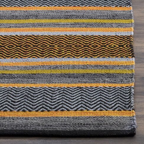 SAFAVIEH Montauk Collection Runner Rug - 2'6" x 6', Navy & Multi, Handmade Flat Weave Stripe Cotton, Ideal for High Traffic Areas in Living Room, Bedroom (MTK212A) in Kuwait