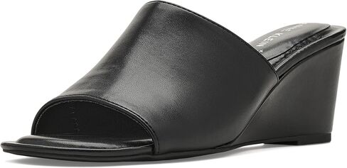 Anne Klein Charisma in Saudi Arabia