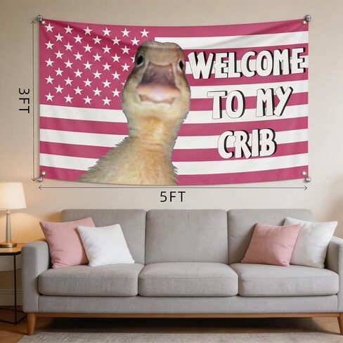 مرحبًا بك في علم My Crib Duck، نسيج بطة العلم الأمريكي الوردي، 5 × 3 أقدام | أعلام لغرفة النوم، أعلام للغرفة، ديكور حائط مضحك، ديكور غرفة النوم، مناسب للمساكن in Kuwait