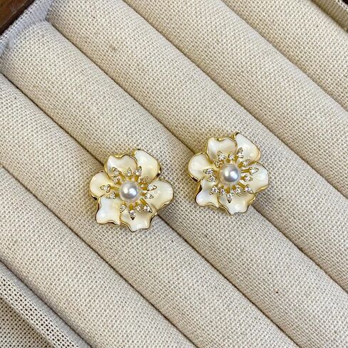 Geometric Enamel White Flower Stud Earrings for Women,Chunky 14K Gold Plated Brass Enamel Rhinestone Elegant Earrings for Women Prom Party in Saudi Arabia