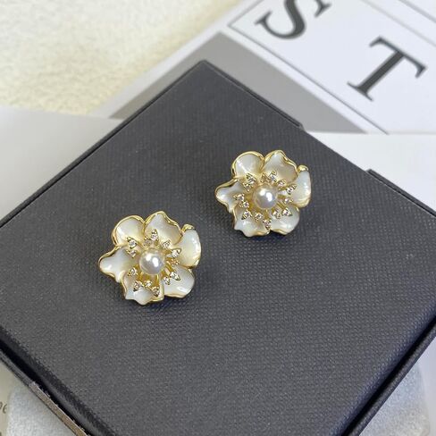 Geometric Enamel White Flower Stud Earrings for Women,Chunky 14K Gold Plated Brass Enamel Rhinestone Elegant Earrings for Women Prom Party in Saudi Arabia