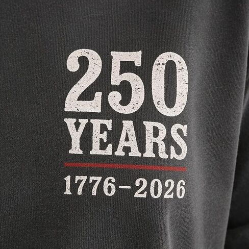 قميص أمريكا 250 عامًا من الحرية، 1776 2026 تي شيرت برسومات طائرة مقاتلة، قميص أمريكي وطني من الأمام والخلف للرجال والنساء متعدد الألوان in Kuwait