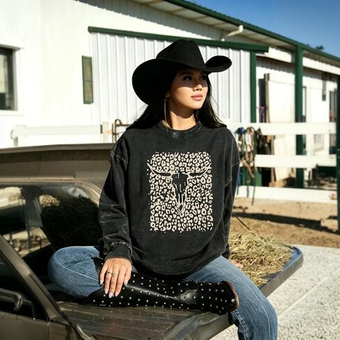 Western Cow Skull Sweatshirts For Women Oversized Graphic Sweatshirt Vintage Crewneck Sweat Shirts Cowgirl Boho Tops in Saudi Arabia