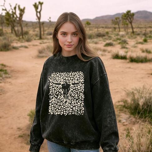 Western Cow Skull Sweatshirts For Women Oversized Graphic Sweatshirt Vintage Crewneck Sweat Shirts Cowgirl Boho Tops in Saudi Arabia
