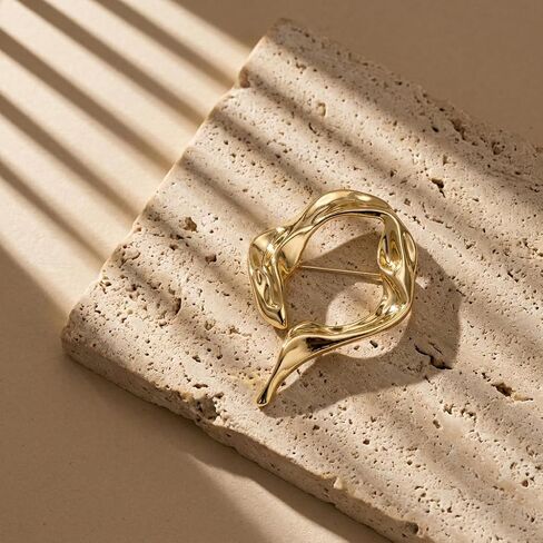 1Pcs Gold brooch for scarf Vintage shawl Pins Elegant Accessories for Women | Sleek modern retro charm Golden-tone metal Elevates sweaters & daily wear Sophisticated versatile style in Saudi Arabia