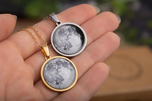 Personalized Moon Phase and Star Map Necklace - Custom Pendant Showing Moon and Star Alignment and Displays the Night Sky from a Specific Date and Location (KP.7) in Kuwait