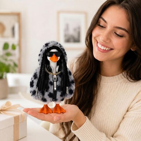 5PCS Desk Goose Outfits for 7 inch Desktop Goose, Hip Hop Style Hoodie Set with Sunglasses, Gold Necklace, Headphones and Dreadlock Hair Accessories for Magnetic Goose Statue in Saudi Arabia