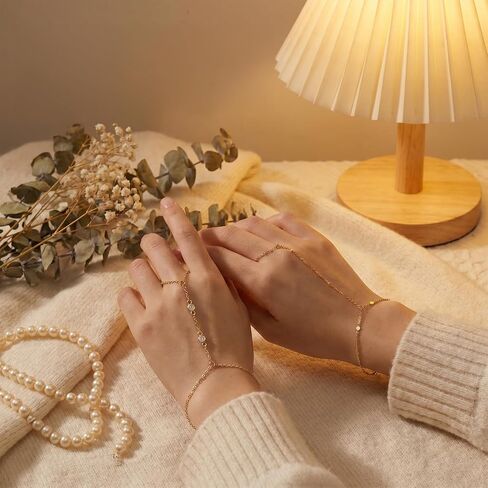 3 Pcs Gold Finger Chain Bracelet, Hand Bracelet with Finger Ring, Finger Bracelet and Finger Rings Set, Dainty Gold Hand Chain Bracelet for Women in Saudi Arabia