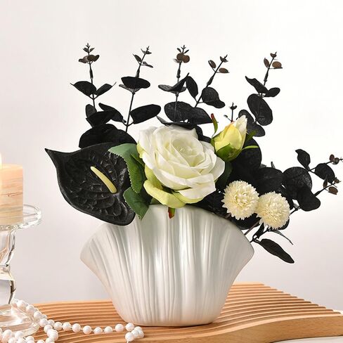 7.5 Inch Mini Shell Vase for Dried Flowers Boho Plastic Coastal Vase Seashell Shaped Decorative Flowers Planter for Beach Wedding Centerpiece Table Decorations Home Bedroom Living Room Decor in Saudi Arabia