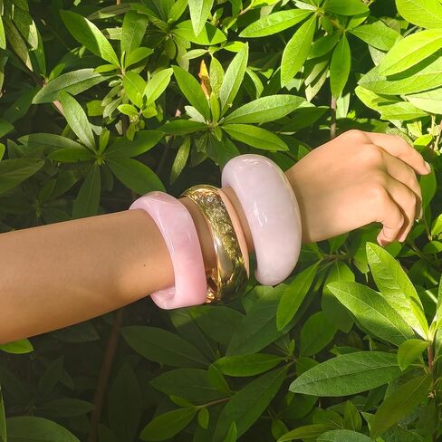 CJIAYUJEW Chunky Bangle Bracelets Set for Women 3pcs Colorful Wide Resin Geometric Bangles Trendy Statement Acrylic Stackable Bracelet Jewelry Gift in Kuwait