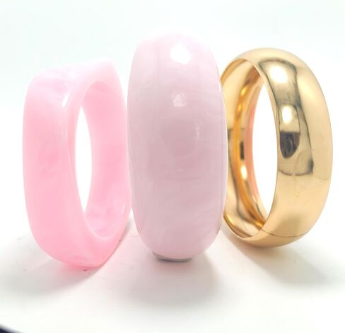 CJIAYUJEW Chunky Bangle Bracelets Set for Women 3pcs Colorful Wide Resin Geometric Bangles Trendy Statement Acrylic Stackable Bracelet Jewelry Gift in Kuwait
