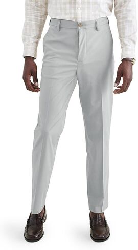بنطال Dockers الرجالي Signature Go Straight Fit كاكي Smart 360 Tech (عادي وكبير وطويل) in Kuwait