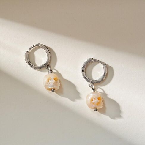 Dainty Skull Pearl Huggie Hoop Earrings, Hand-Carved Freshwater Pearl Skull Dangle Earrings, 925 Sterling Silver Rhodium Plated Gothic Hoop Earrings for Women in Saudi Arabia