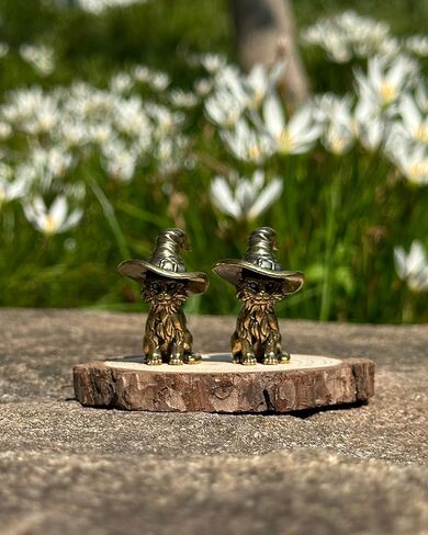 2PCS Witch Cat Figurines - Handcrafted Mini Brass Cat Statue with Wizard Hat, Vintage Witch Decor & Brass Home Decor for Shelf, Desk, Unique Gothic Gift in Saudi Arabia