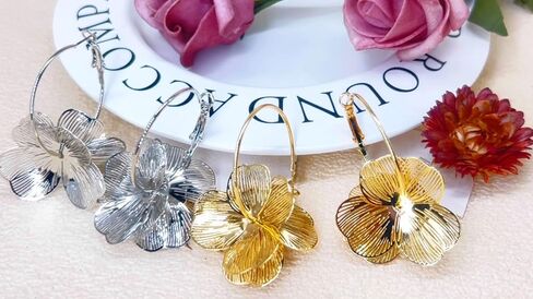Flower Earrings for Women Metal CZ Golden Plated Flower Hoop Earring Hawaiian Petal Bohemian Earrings Summer Party Jewelry in Saudi Arabia