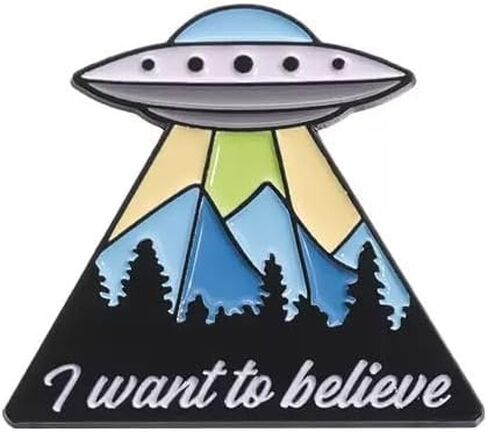 دبوس المينا "I Want to Believe" بتصميم UFO Mountain - بروش رائع للملابس وحقائب الظهر والهدايا لمحبي الخيال العلمي - Fi in Kuwait
