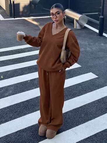 Womens 2 Piece Set Lounge Outfits - Long Sleeve Pullover Sweatsuit Wide Leg Pants with Pockets Tracksuit Jogger Loungewear in Kuwait
