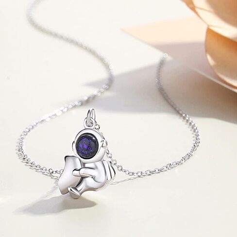 Astronaut Necklace for Couples Best Friend Mutual Attraction Connect Together Matching Promise Astronauts Embracing Heart Pendant Necklace for Him and Her Set (Silver) in Saudi Arabia
