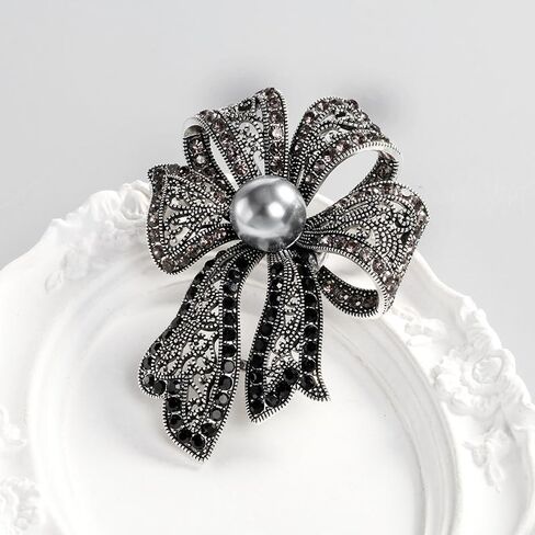 Vintage Rhinestone Pearl Bowknot Brooches For Women Clothing Coat Jewelry Party Accessries Gifts in Kuwait