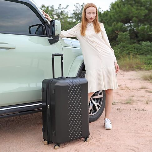 Badgley Mischka Diamond Hard Expandable Spinner Luggage Set (3 Piece) (Black-Black Bars) in Kuwait