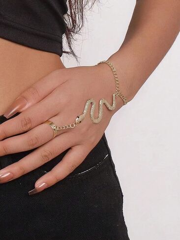 AIBFRID Gold Snake Finger Ring Bracelet for Women, Adjustable Serpent Hand Chain Jewelry, Vintage Boho Slave Bracelet Hand Harness with Textured Scale Detail, Gothic Hip Hop Accessory for Women in Saudi Arabia