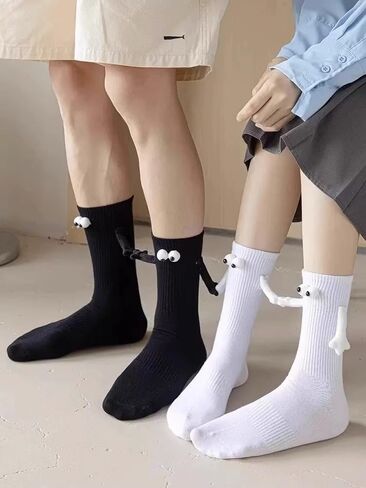 1 Pair Magnetic Holding Hands Socks, Funny Holding Hand Socks, Easter Valentines Day Gifts for Women, Men, Couples in Kuwait