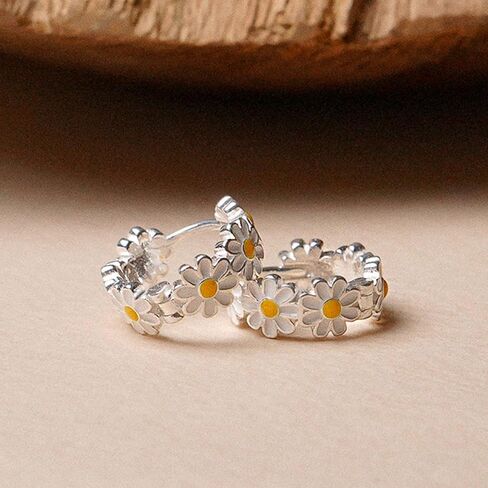 Sweet Daisy Flower Hoop Earrings for Women in Kuwait