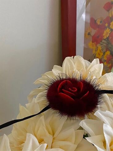MLN1 Real Mink Fur Red Rose Necklace For Women Real Leather Ribbon Clavicular Chain Luxury Fur Flower Accessory Furry Fur Party Necklaces in Saudi Arabia