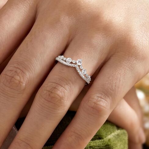 Wuziwen Moissanite Vintage Crown Eternity Ring Curved Wedding Bands for Women D Color VVS1 Clarity V-Shaped Engagement Rings for Her in Kuwait